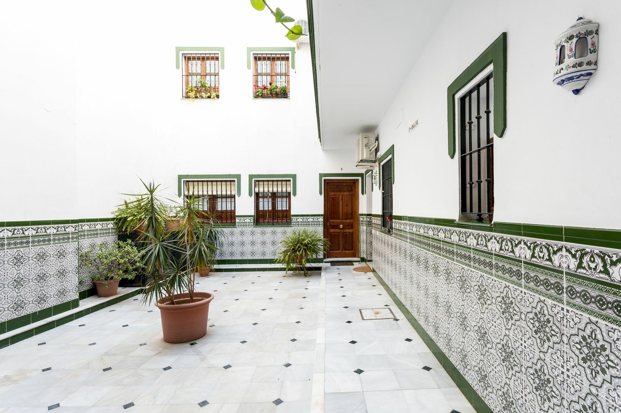 Appartement Holi-rent Estudio Banos